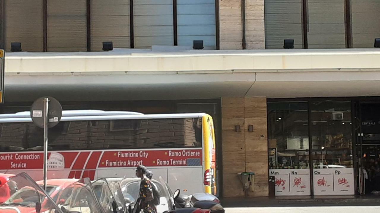 The Shelter In Rome Hotel — Photos 1